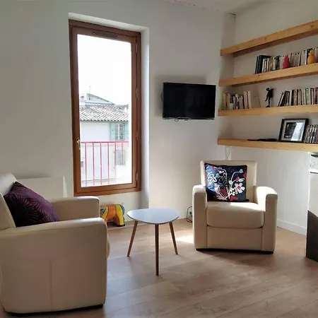 Bel Appartement Au Coeur De La Cite Medievale Sommières Exterior foto